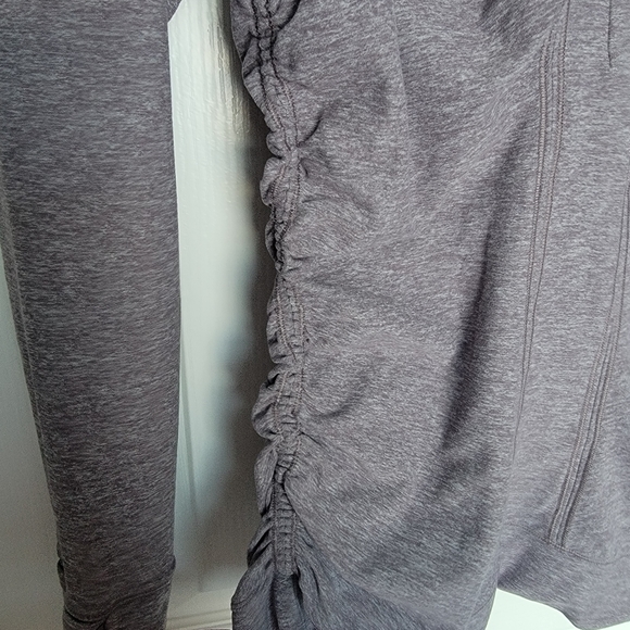 Lululemon half zip Rulu size 8 - Picture 7 of 11